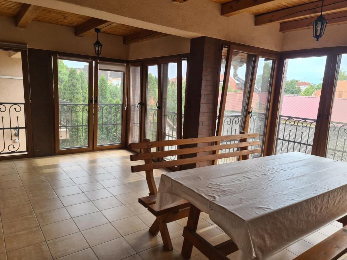 Hajdúszoboszló Mediterran Apartman Es Vendeghaz מראה חיצוני תמונה