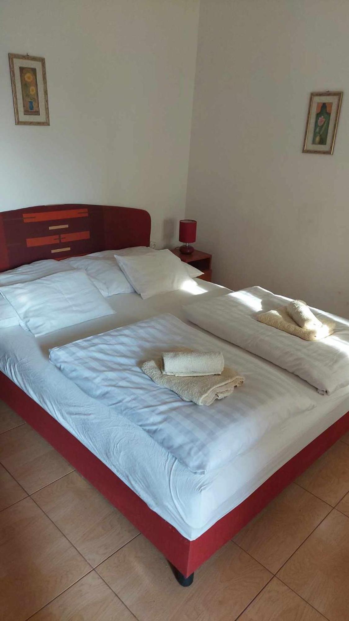 Hajdúszoboszló Mediterran Apartman Es Vendeghaz מראה חיצוני תמונה